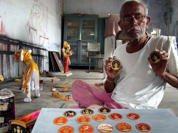 Ganjifa Artist  (Reference: The Hindu Newspaper)